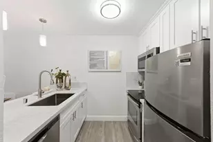 707 Fathom Dr 108, San Mateo, CA 94404 - Photo 6