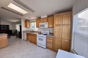 120 Creekside 120, Half Moon Bay, CA 94019 - Photo 10