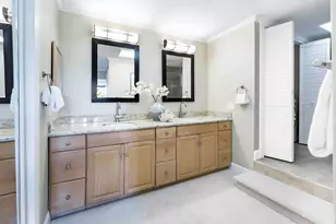 2466 Sharon Oaks Dr, Menlo Park, CA 94025 - Photo 16