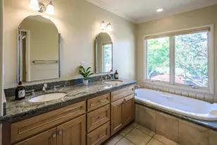 965 Parrott Dr, Hillsborough, CA 94010 - Photo 12