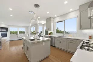 60 Dartmouth Ave, San Carlos, CA 94070 - Photo 6