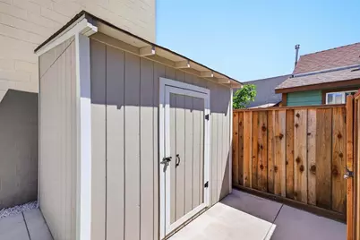 152 Grove St, Watsonville, CA 95076 - Photo 32