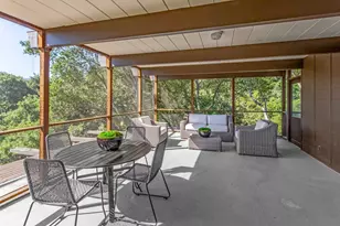 25 Cordova Ct, Portola Valley, CA 94028 - Photo 22