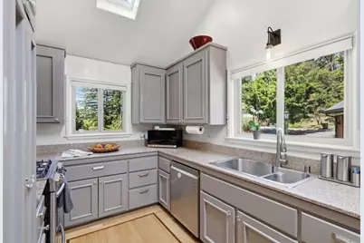 175 Westdale Dr, Santa Cruz, CA 95060 - Photo 10