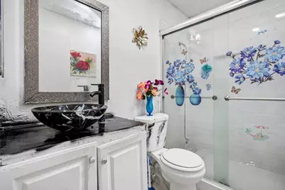 4807 Miramare, Stockton, CA 95206 - Photo 10