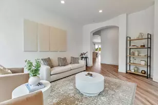 10055 Foothill Ave, Gilroy, CA 95020 - Photo 10