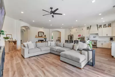 10055 Foothill Ave, Gilroy, CA 95020 - Photo 16