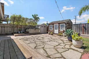 Gladys Ave, Santa Cruz, CA 95062 - Photo 20