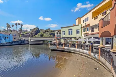 Gladys Ave, Santa Cruz, CA 95062 - Photo 24