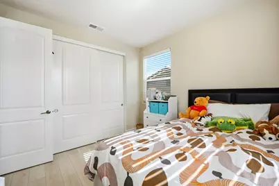 1196 Wildrose Dr, Hollister, CA 95023 - Photo 18