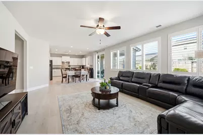 1196 Wildrose Dr, Hollister, CA 95023 - Photo 6