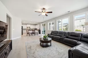 1196 Wildrose Dr, Hollister, CA 95023 - Photo 6