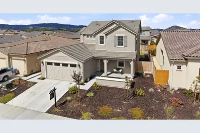 1196 Wildrose Dr, Hollister, CA 95023 - Photo 2