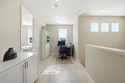 1196 Wildrose Dr, Hollister, CA 95023 - Photo 16