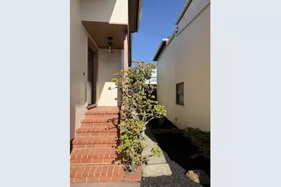 42 Lake Forest Dr, Daly City, CA 94015 - Photo 4