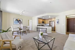 809 Auzerais Ave 322, San Jose, CA 95126 - Photo 1