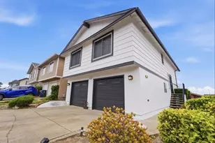 104 N Lycett St, Daly City, CA 94015 - Photo 2