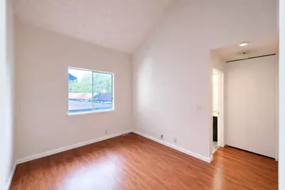 1034 Summermist Ct, San Jose, CA 95122 - Photo 6