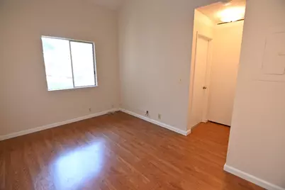 1034 Summermist Ct, San Jose, CA 95122 - Photo 8