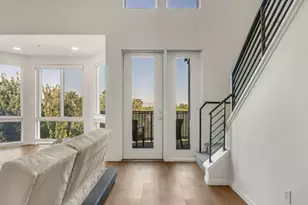 912 Campisi Way 402, Campbell, CA 95008 - Photo 6