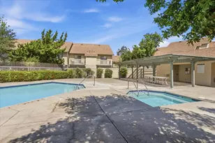 2261 Summerton Dr, San Jose, CA 95122 - Photo 16