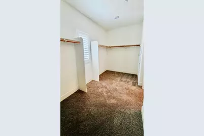 1946 Pollock Way, Lodi, CA 95242 - Photo 32