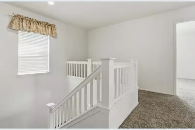 2592 Glenview Dr, Hollister, CA 95023 - Photo 16