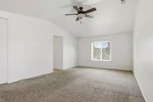 2592 Glenview Dr, Hollister, CA 95023 - Photo 22