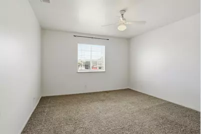 2592 Glenview Dr, Hollister, CA 95023 - Photo 18