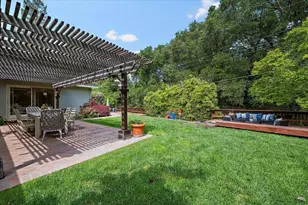 216 Montclair Rd, Los Gatos, CA 95032 - Photo 24