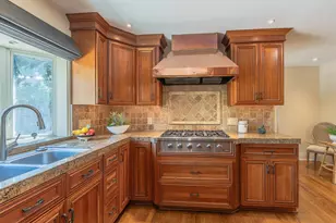 Los Laureles Ave, Salinas, CA 93901 - Photo 22