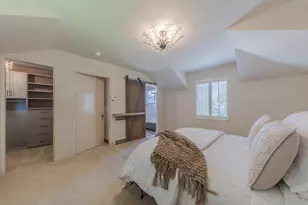 Los Laureles Ave, Salinas, CA 93901 - Photo 32