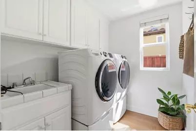 1965 Saint  Andrews Cir, Gilroy, CA 95020 - Photo 18