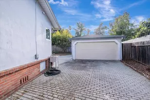 631 Riverside Ave, Santa Cruz, CA 95060 - Photo 32