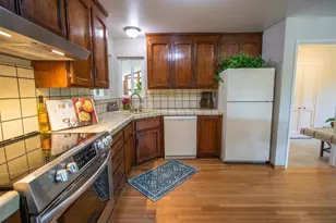 23059 Evergreen Ln, Los Gatos, CA 95033 - Photo 16