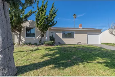 61 Beverly Dr, Salinas, CA 93905 - Photo 1