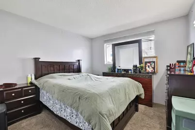 2537 Orinda Dr, San Jose, CA 95121 - Photo 16