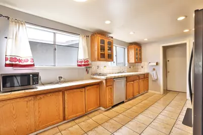 2537 Orinda Dr, San Jose, CA 95121 - Photo 12