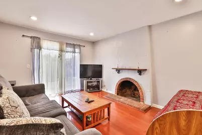 2537 Orinda Dr, San Jose, CA 95121 - Photo 10