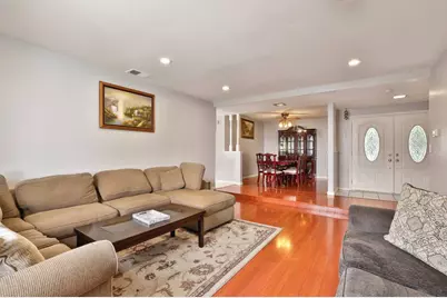 2537 Orinda Dr, San Jose, CA 95121 - Photo 8