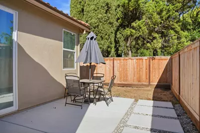 1957 Apiary Way, Hughson, CA 95326 - Photo 32