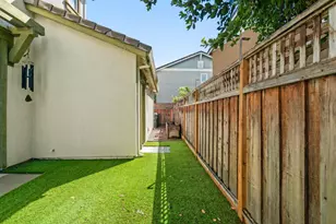 510 Sandlewood St, Menlo Park, CA 94025 - Photo 50
