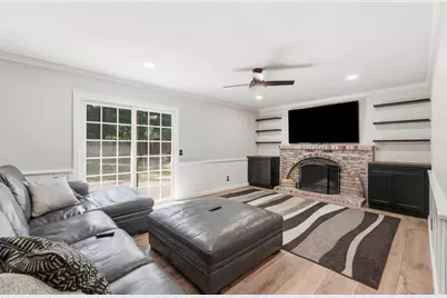 7135 Yorktown Dr, Gilroy, CA 95020 - Photo 6