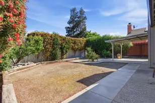 1660 Monte Vista Dr, Hollister, CA 95023 - Photo 28