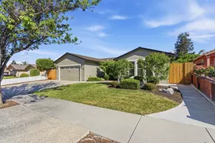1660 Monte Vista Dr, Hollister, CA 95023 - Photo 2