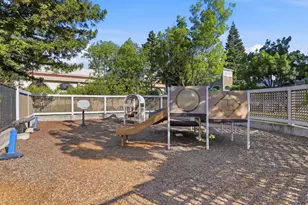 250 Santa Fe Ter 320, Sunnyvale, CA 94085 - Photo 30
