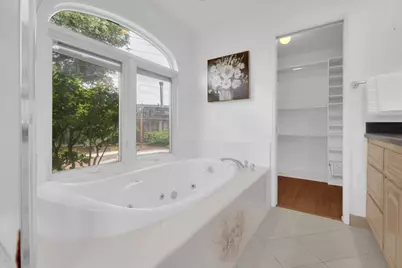 18967 Palo Oaks Ct, Saratoga, CA 95070 - Photo 28