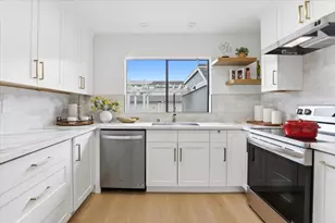 812 Ram Ln, Foster City, CA 94404 - Photo 2
