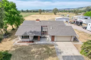 1645 Eberts Dr, San Martin, CA 95046 - Photo 2