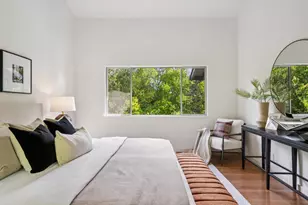 25845 Springhill Dr, Los Altos Hills, CA 94022 - Photo 16